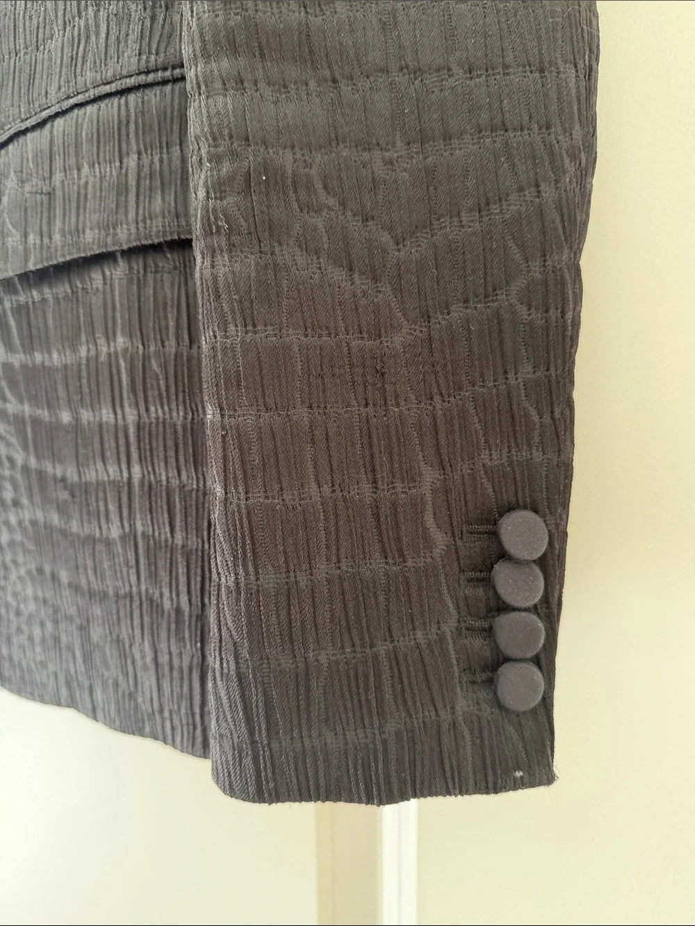 Uniqlo Black Textured Two-Button Women’s Blazer